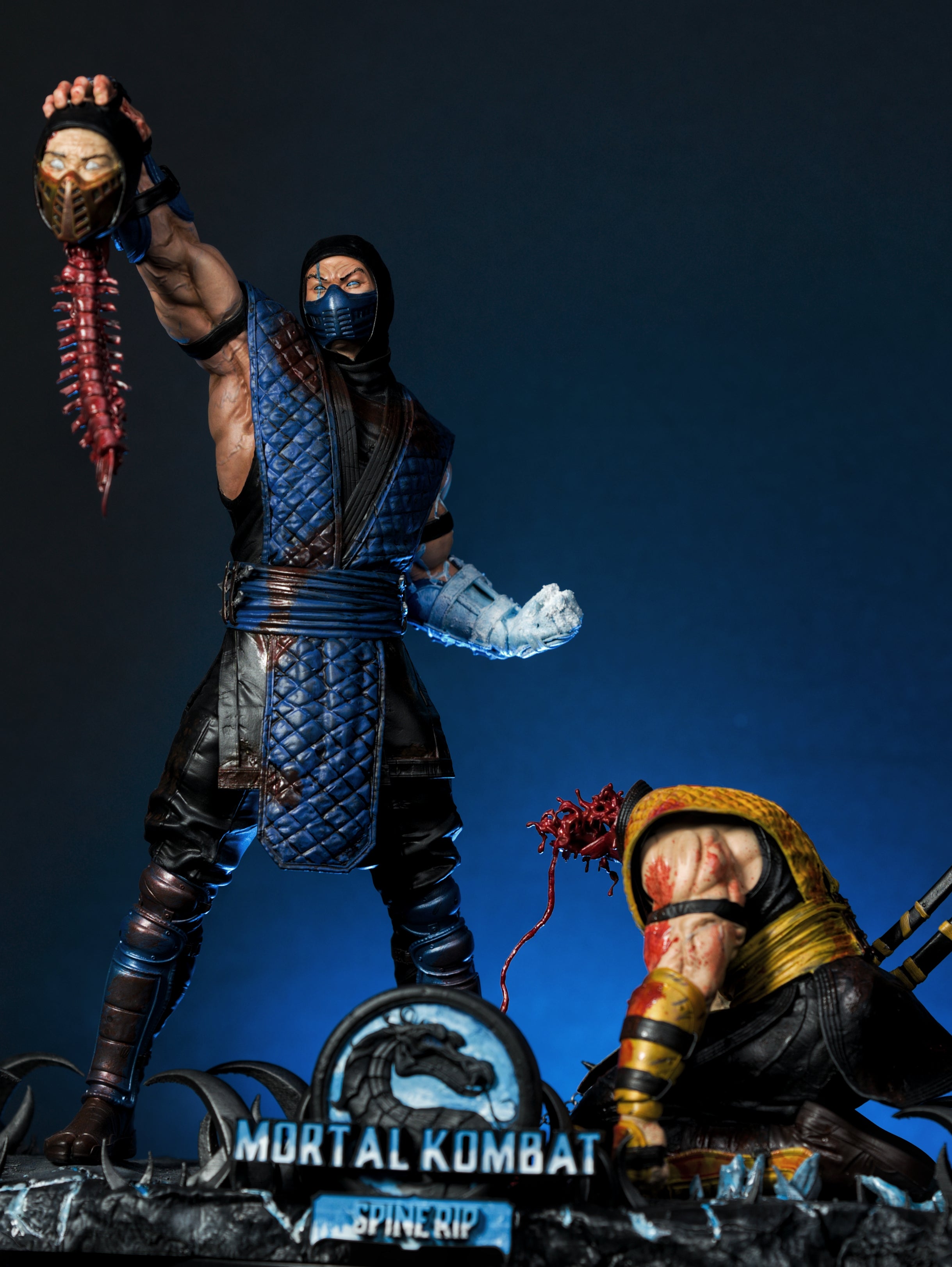 Mortal Kombat Sub-Zero vs Scorpion Diorama – Frozen Inferno Edition