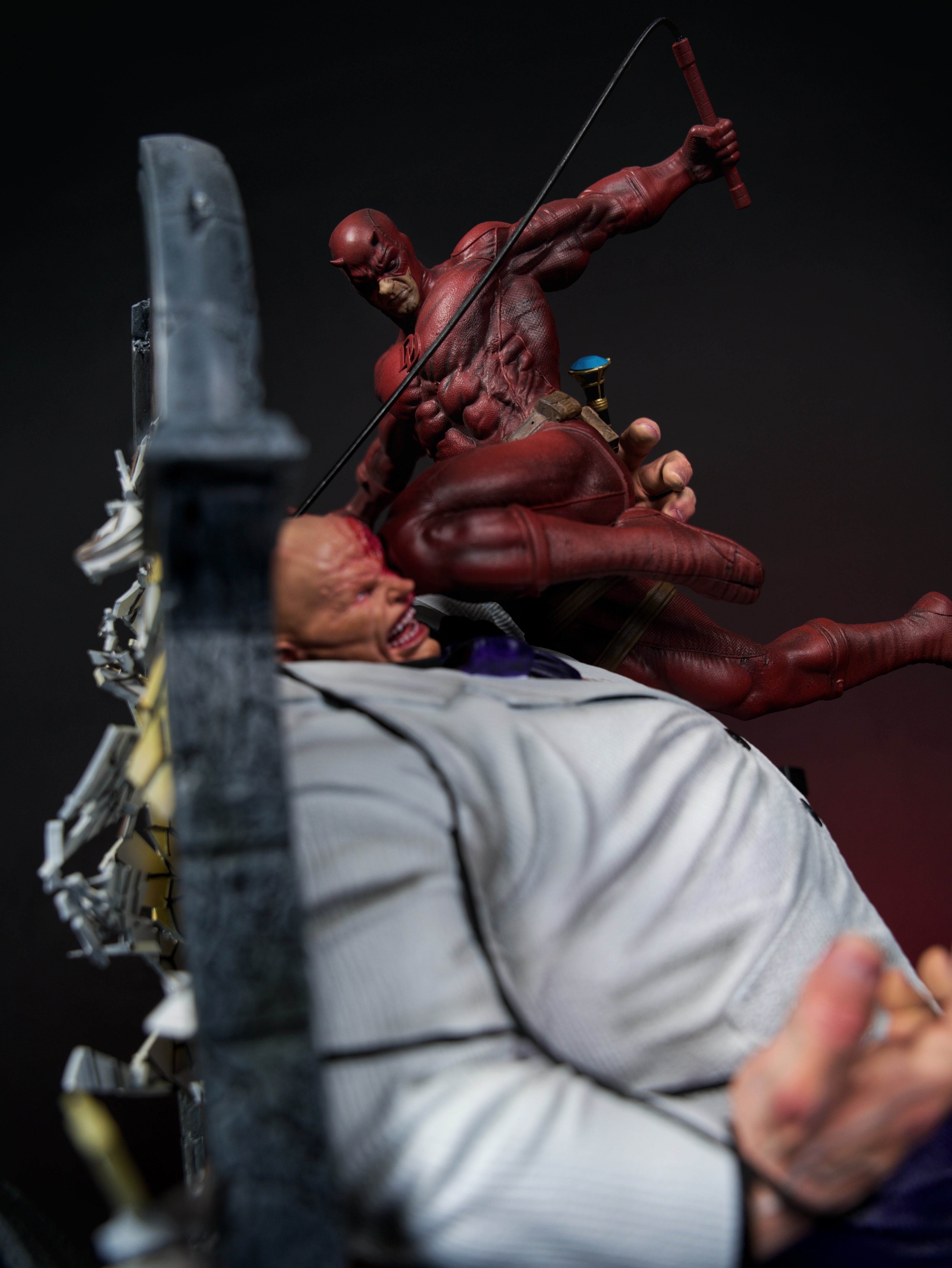Deadpool vs Kingpin Diorama – Chaos Meets Control Edition