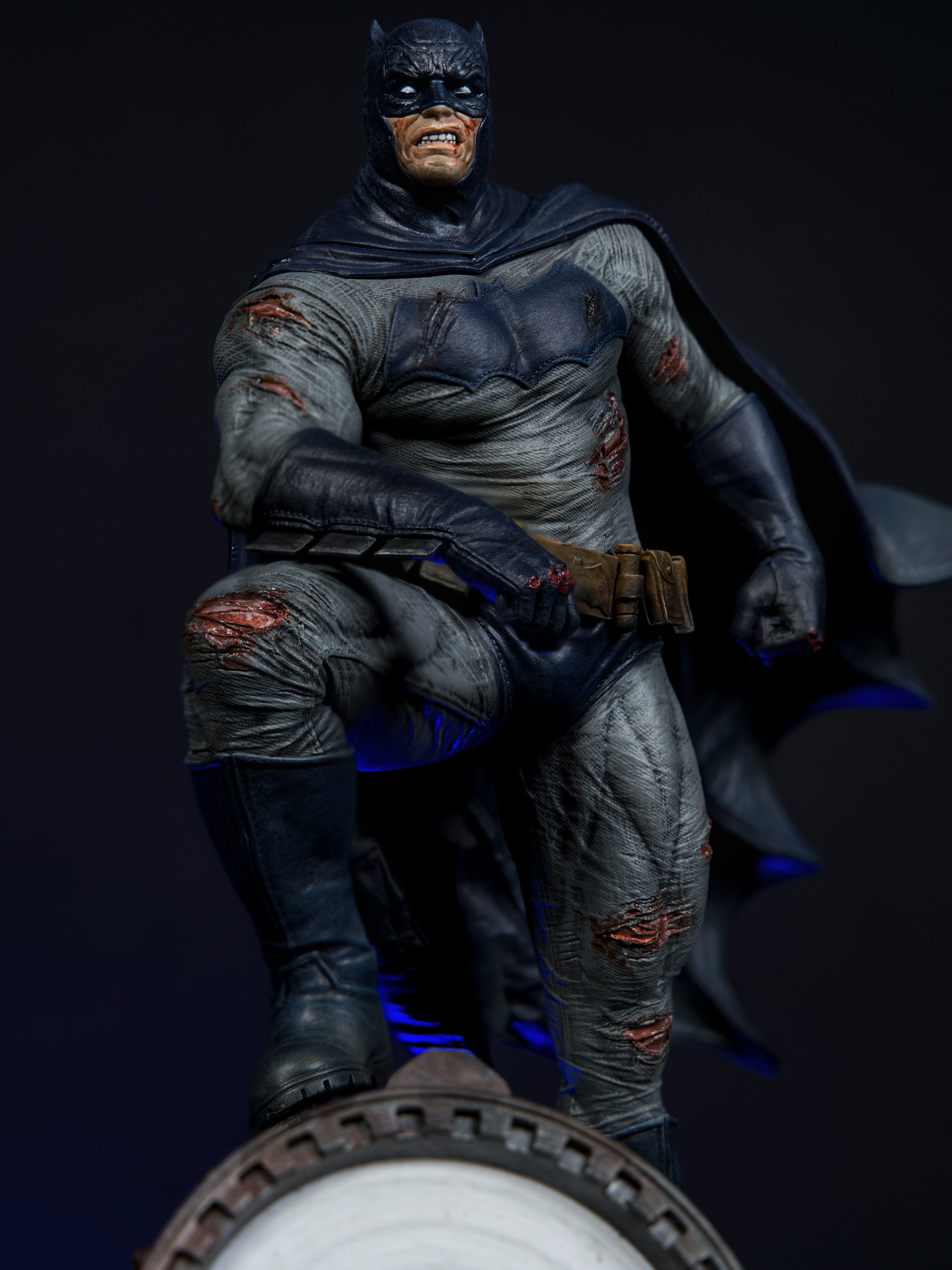 Batman The Dark Knight – Relentless Vigilante Edition