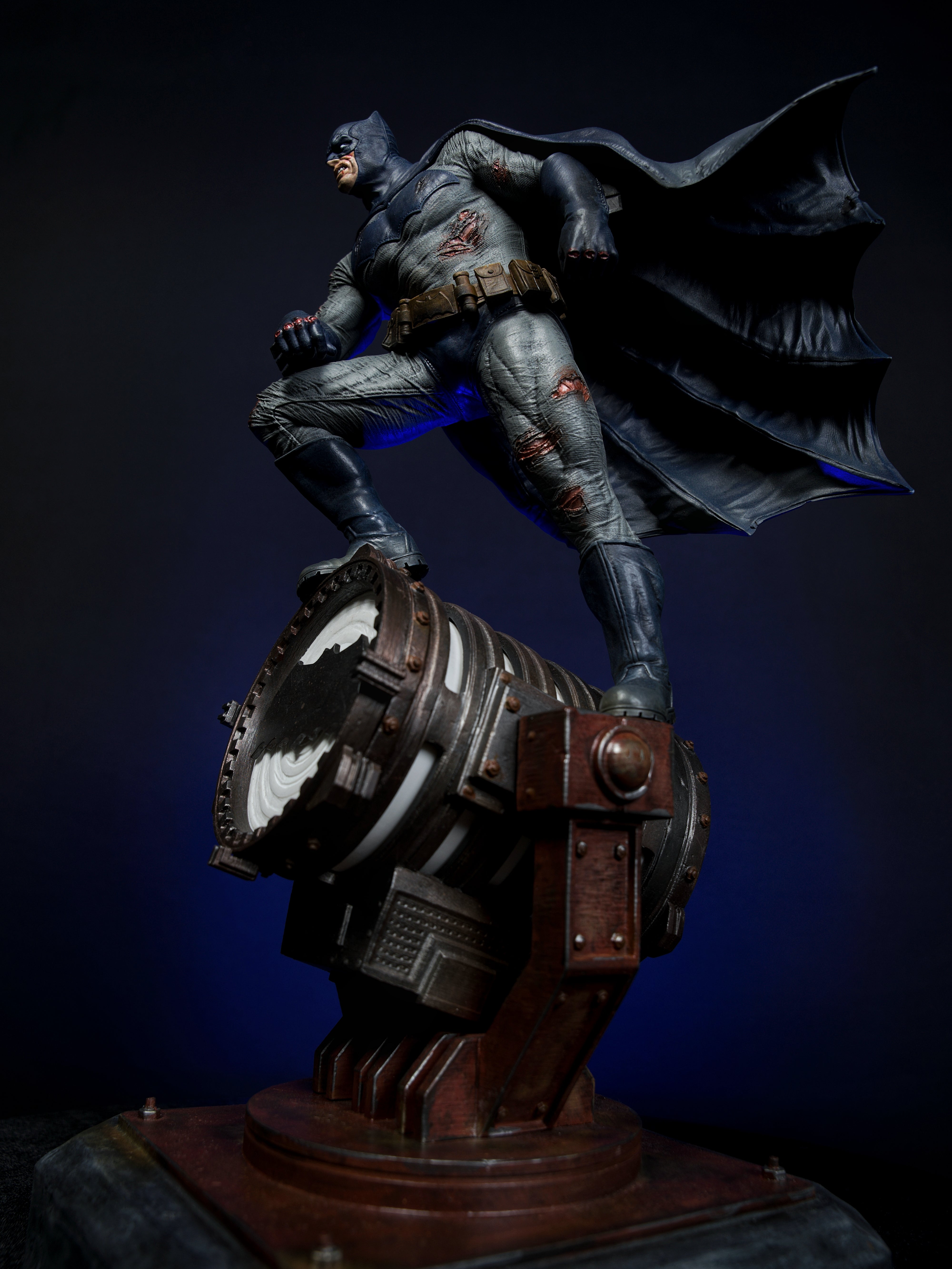 Batman The Dark Knight – Relentless Vigilante Edition