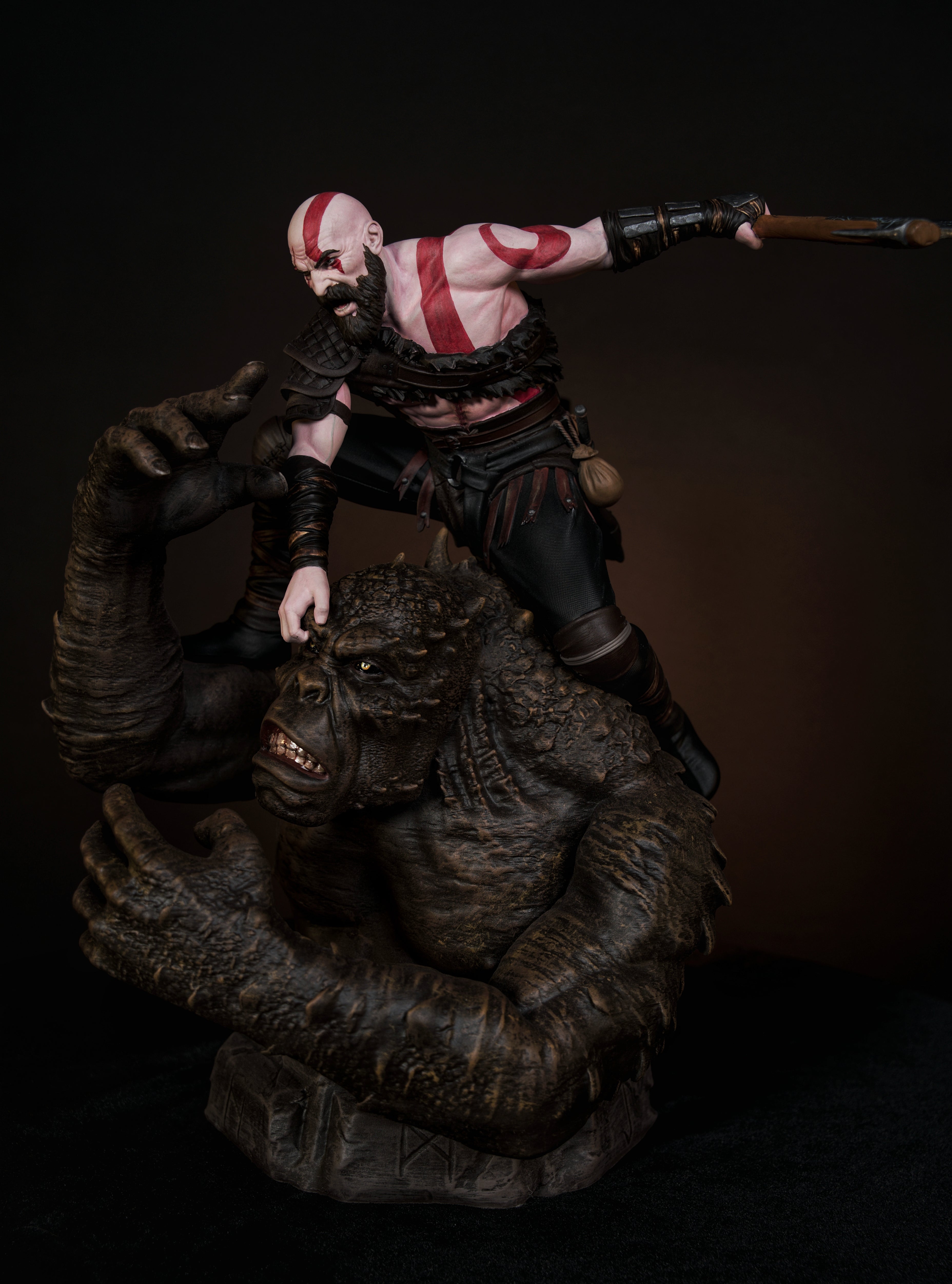 Kratos vs Ape Diorama – Fury of the Gods Edition