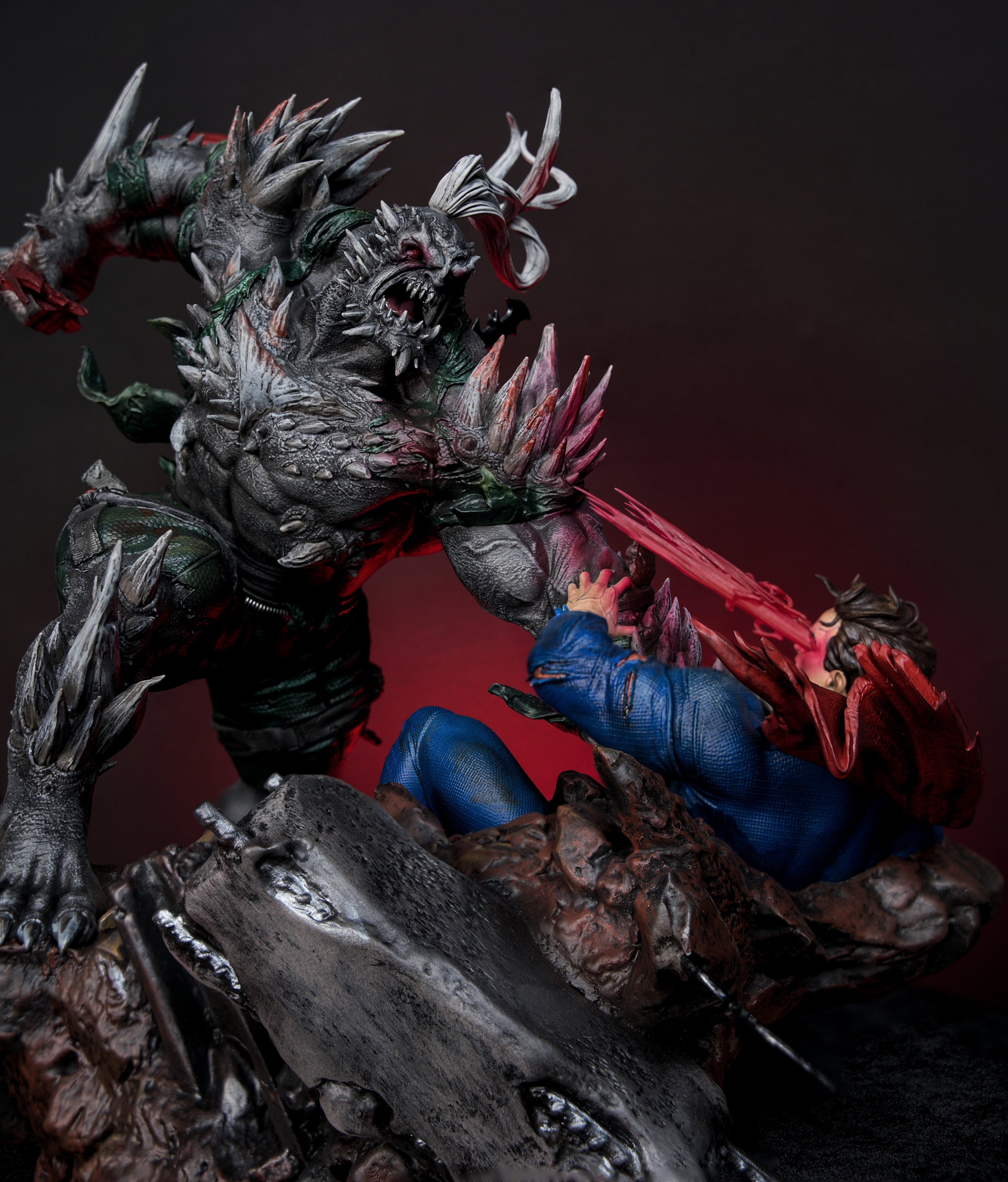 Doomsday vs Superman Diorama – Clash of Titans Edition