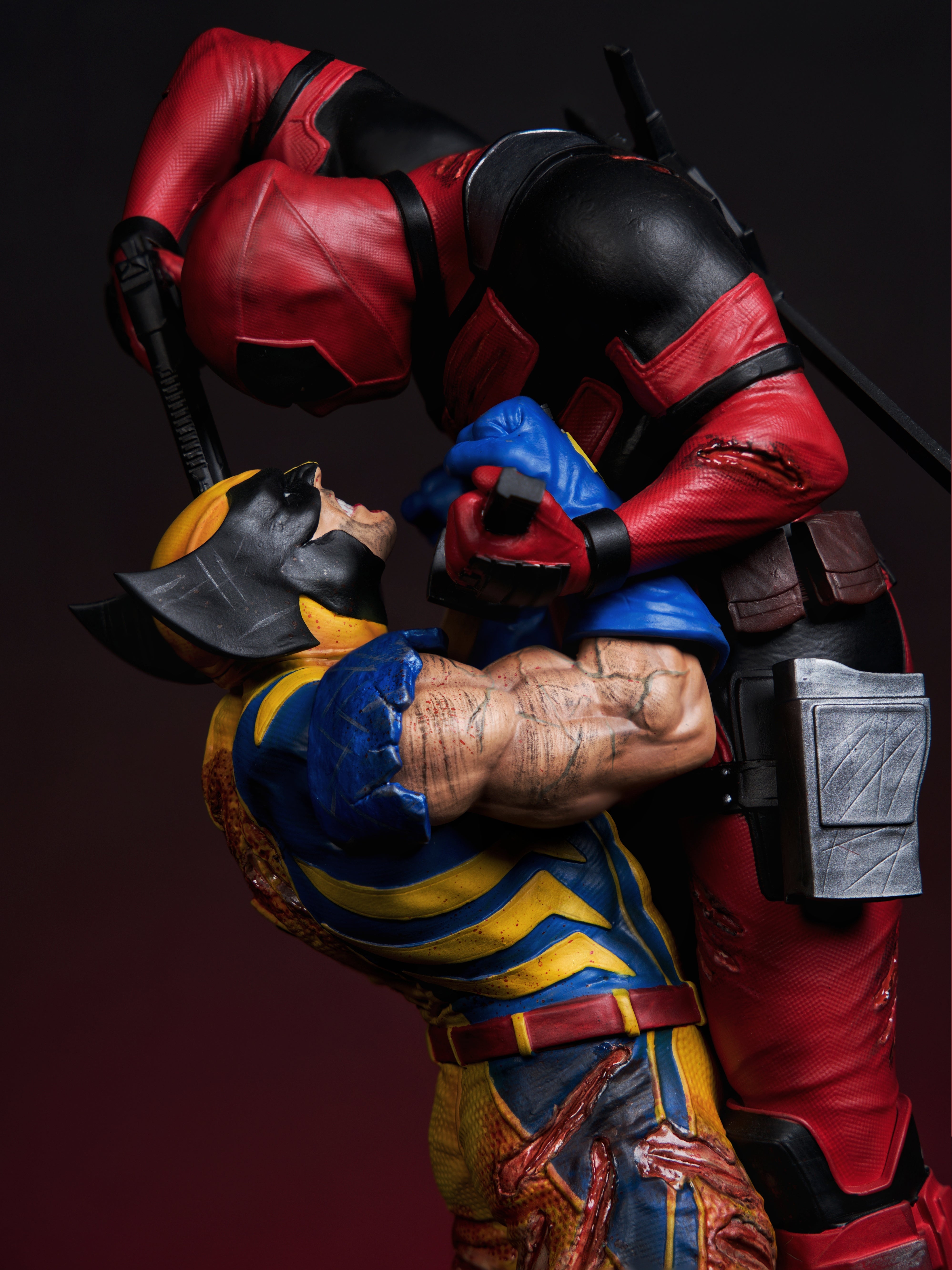Deadpool vs Wolverine Mercenary Mayhem – Berserker Clash Edition