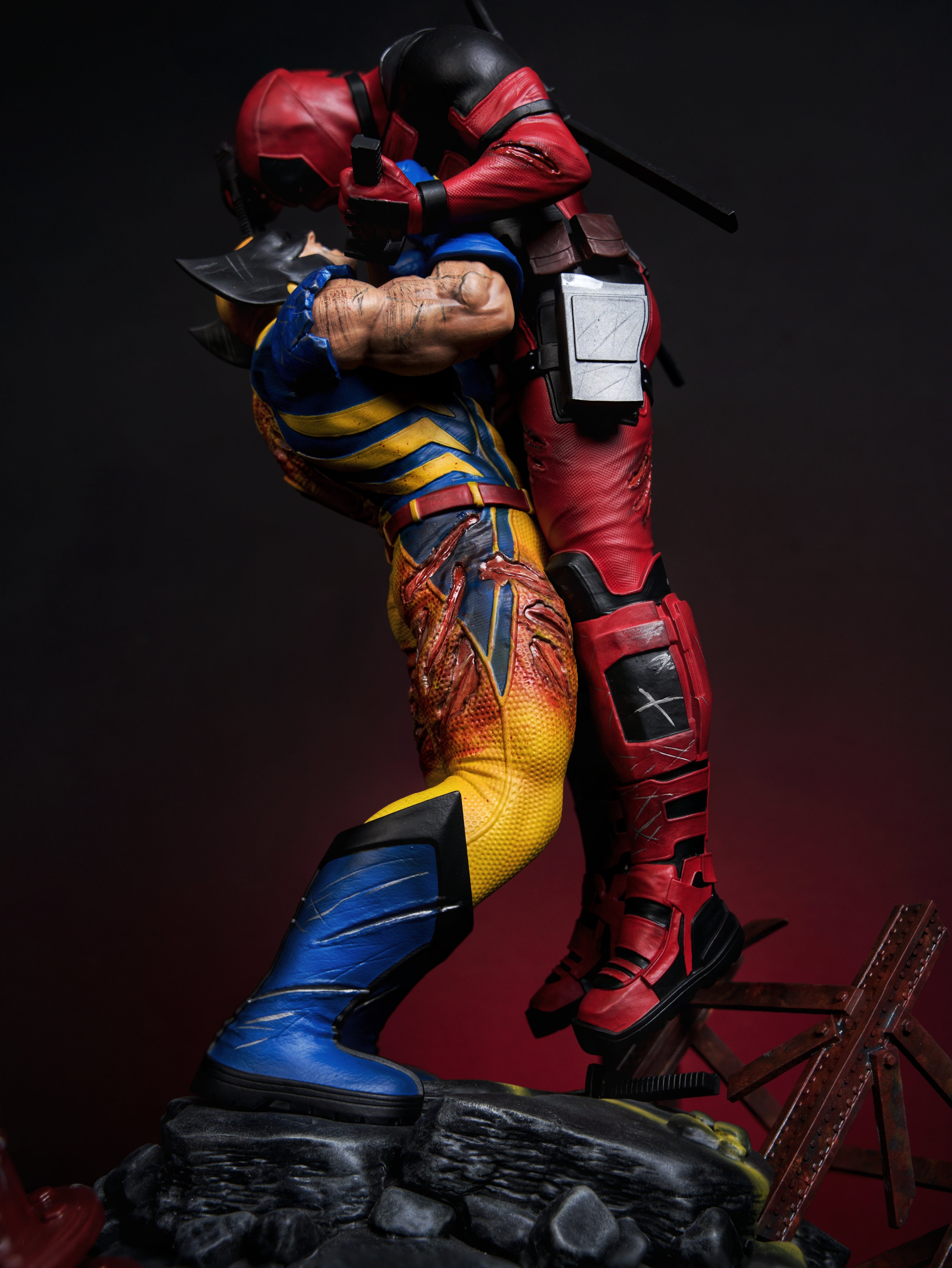 Deadpool vs Wolverine Mercenary Mayhem – Berserker Clash Edition