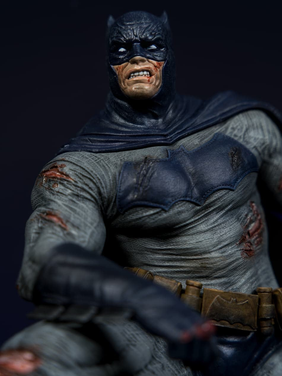 Batman The Dark Knight – Relentless Vigilante Edition