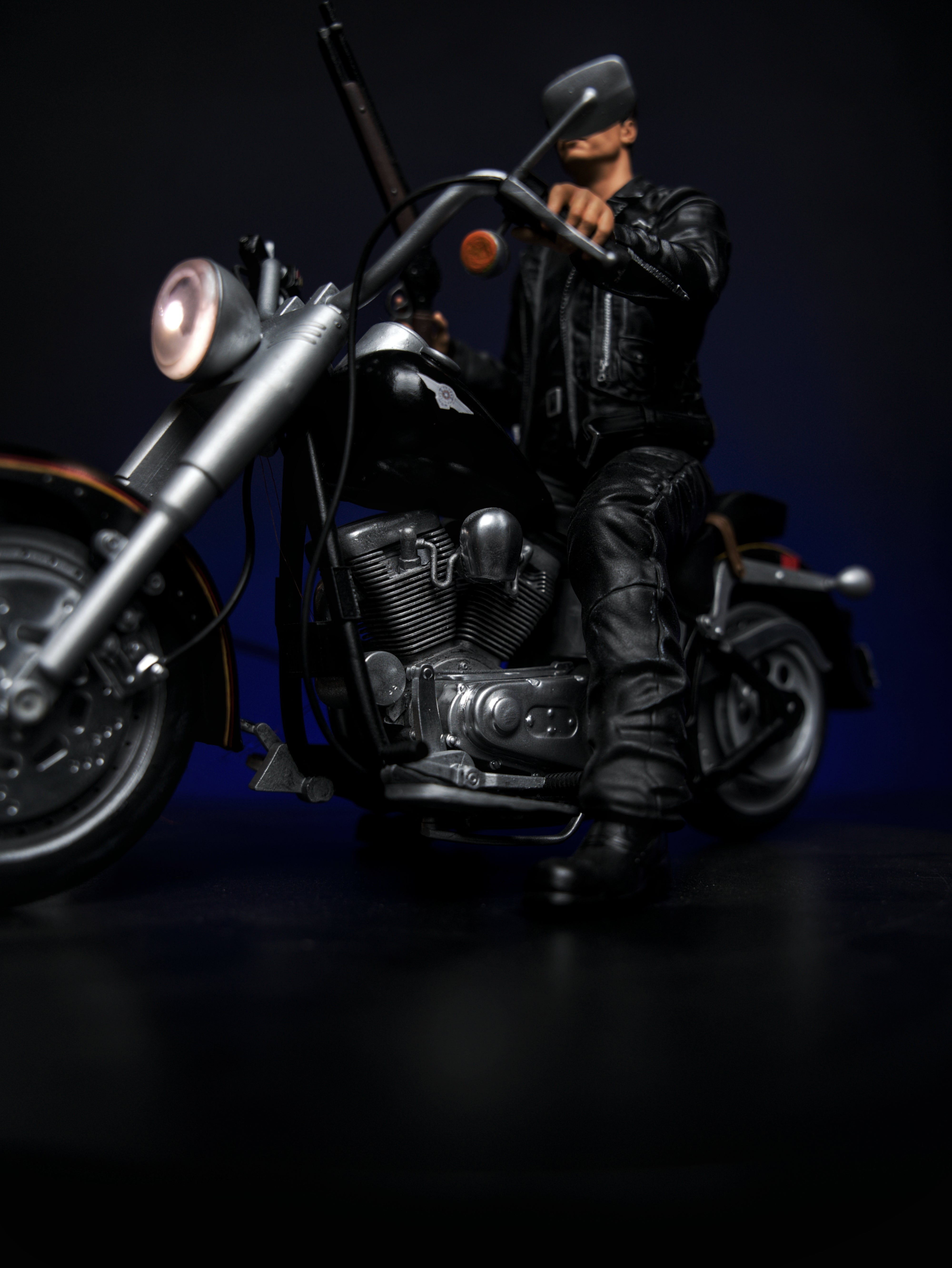 Terminator 2: Judgment Day – T-800 Cybernetic Enforcer Edition