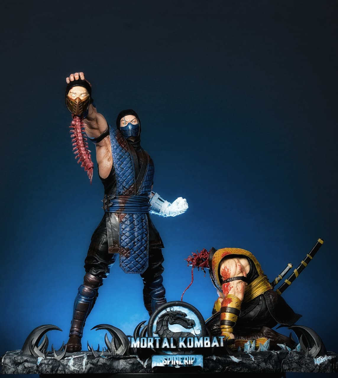 Mortal Kombat Sub-Zero vs Scorpion Diorama – Frozen Inferno Edition